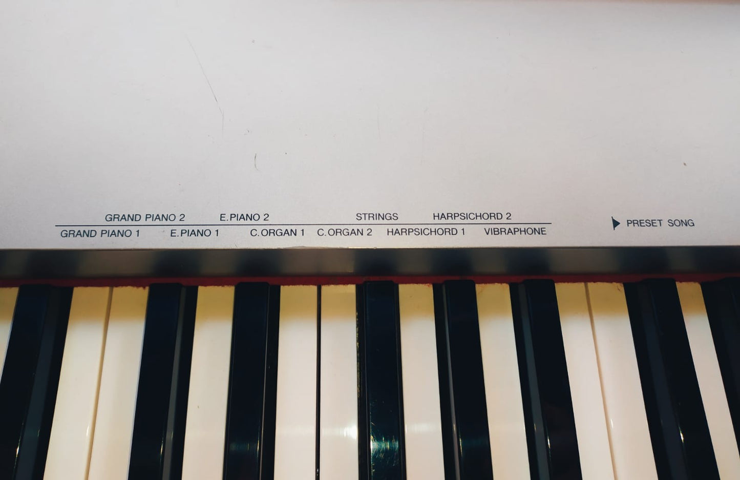 YAMAHA P-70 Silver con supporto - USATO