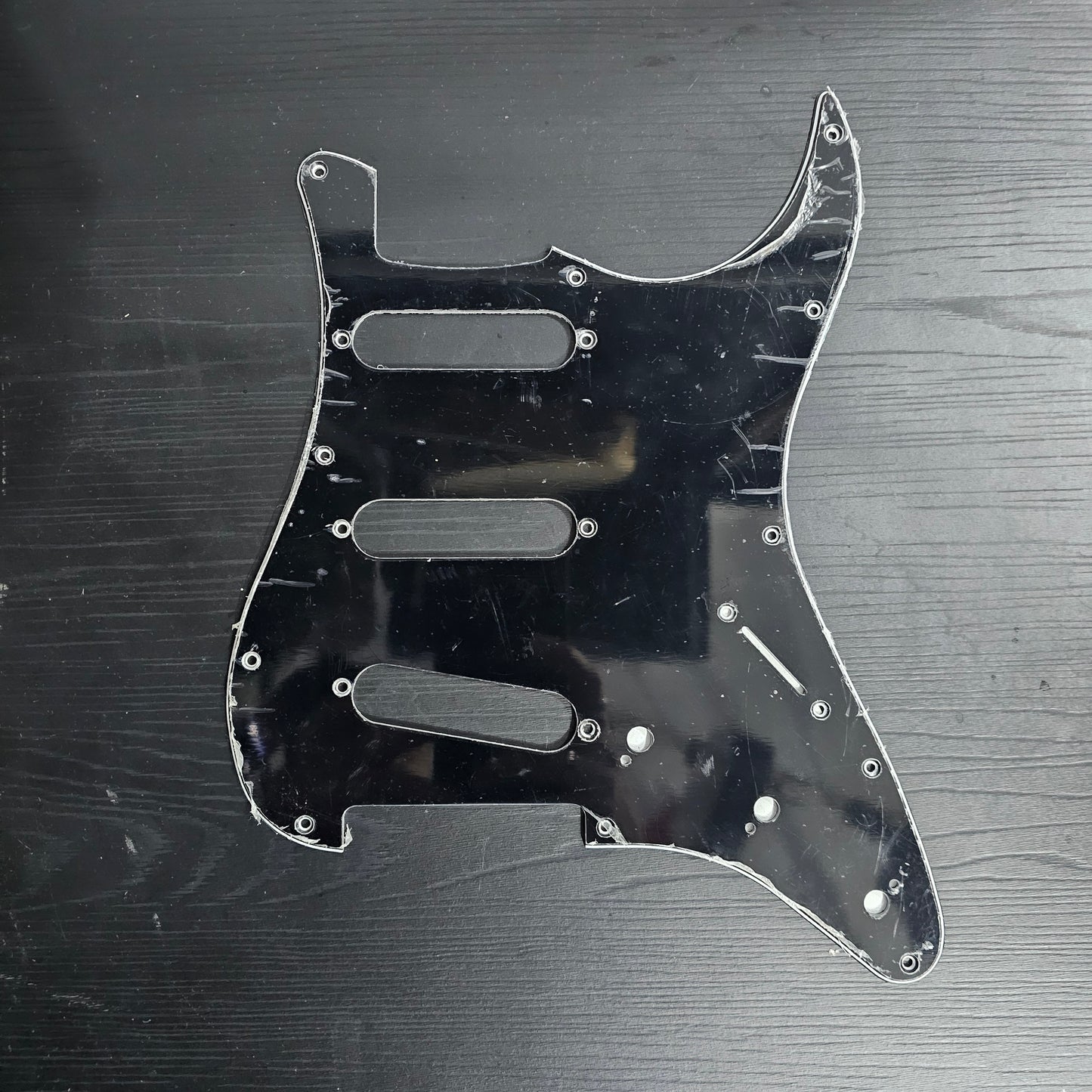 BATTIPENNA PER CHITARRA FENDER STRATOCASTER 3 STRATI S-S-S NERO