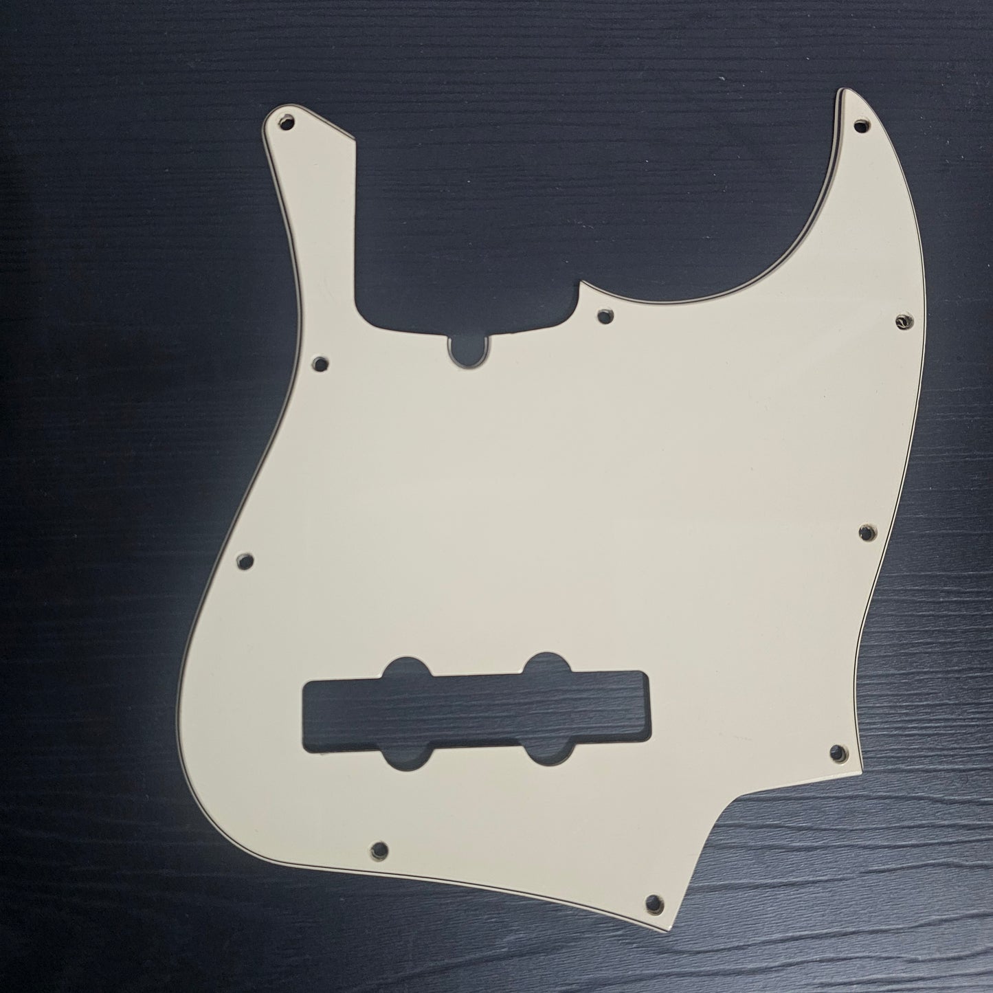 BATTIPENNA PER BASSO ELETTRICO TIPO JAZZ BASS 3 STRATI BIANCO CREMA