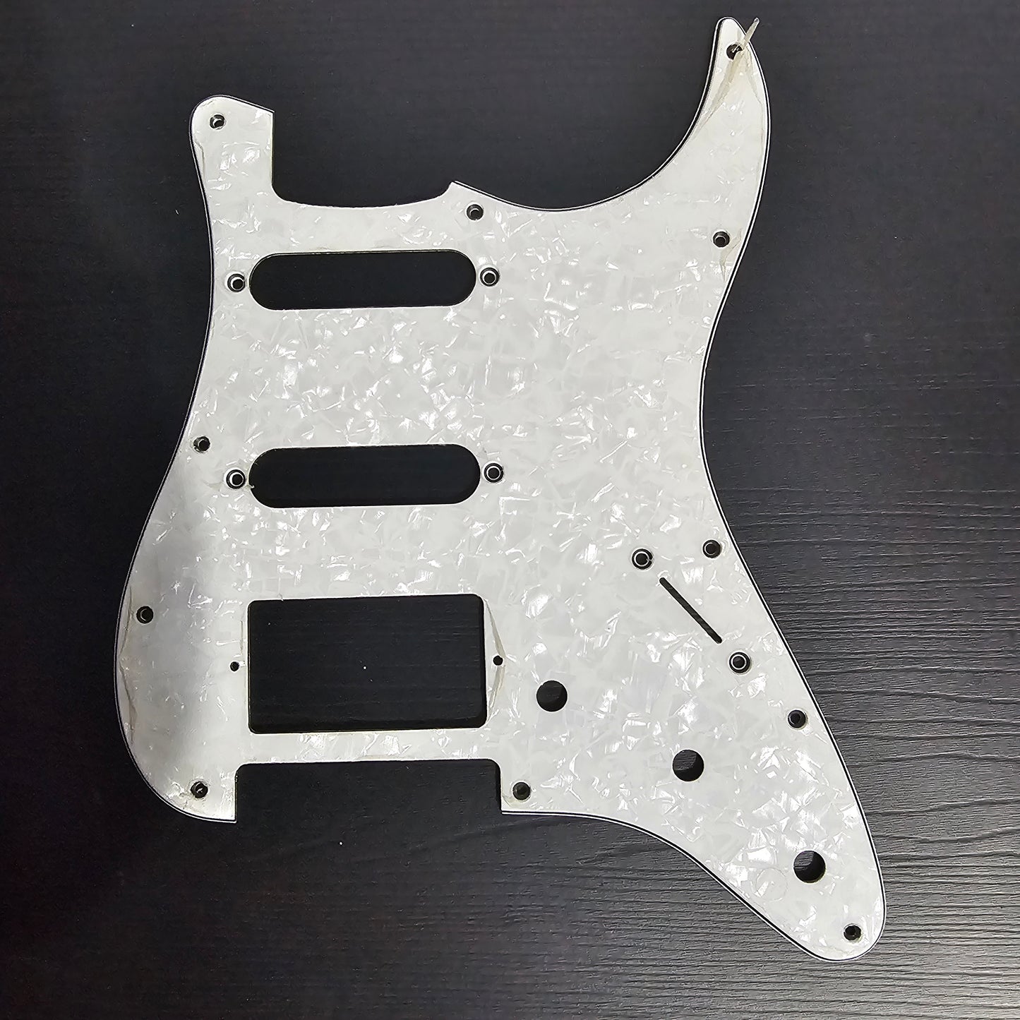 BATTIPENNA PER CHITARRA STRATOCASTER 3 STRATI  HUMBUCKER - BIANCO PERLATO