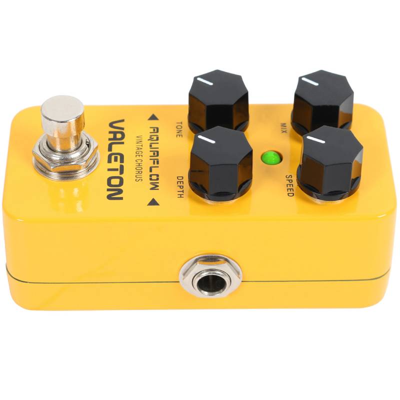 Valeton Aquaflow Vintage Analog Chorus pedal