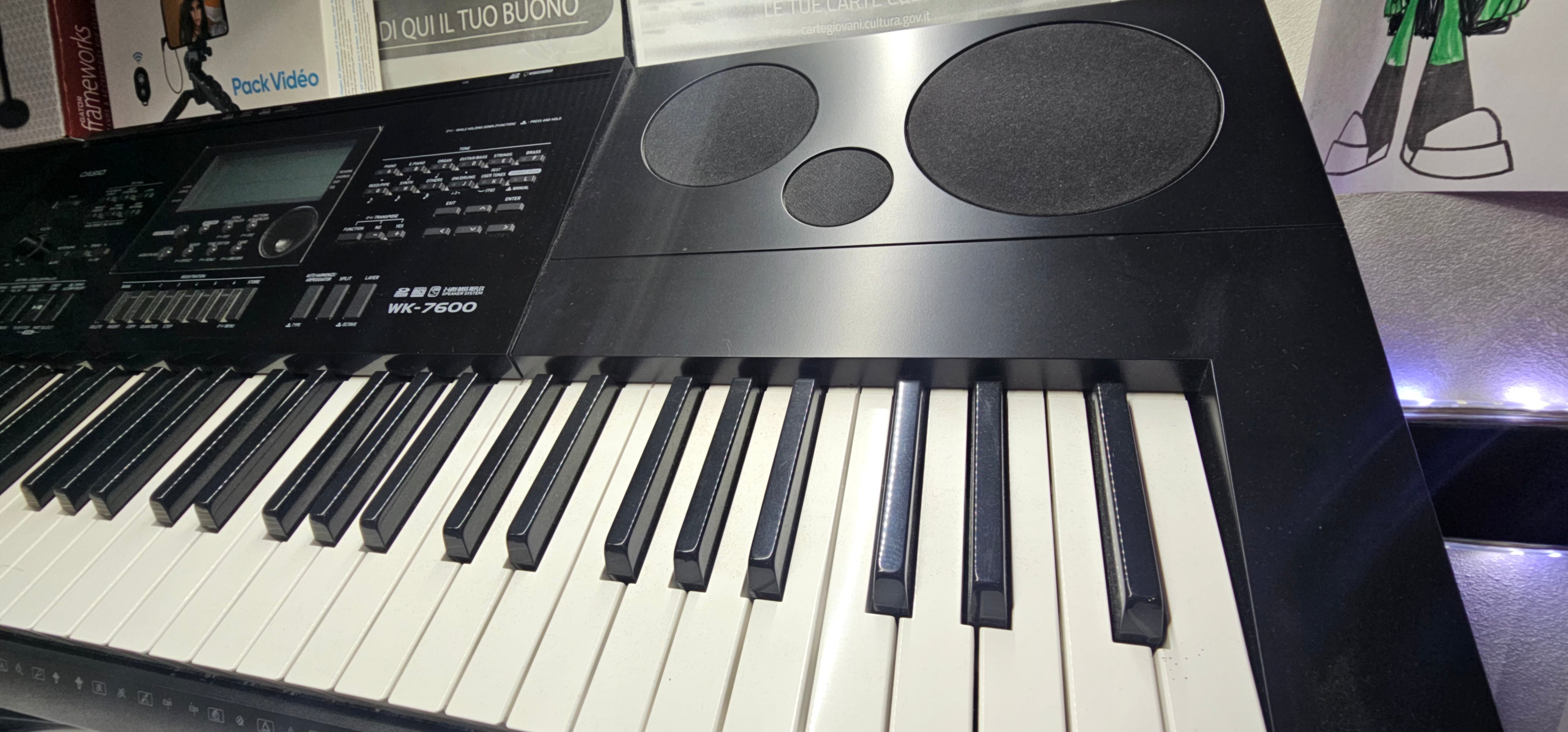 OPPORTUNITY CASIO WK-7600 Arranger Keyboard 76 Touch-Sensitive (Piano-Style) Keys USED STORE