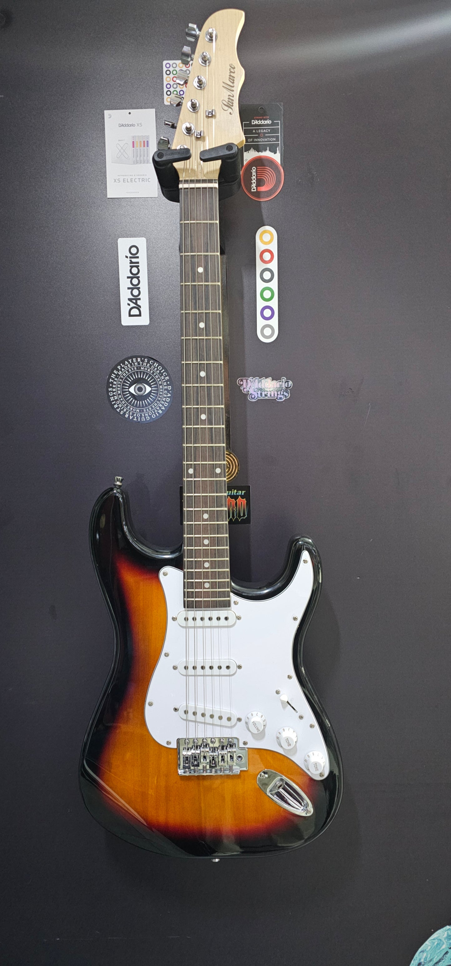 San Marco Stratocaster Electric Guitar - Starter Pack (Guitar + Amp + Accessories)