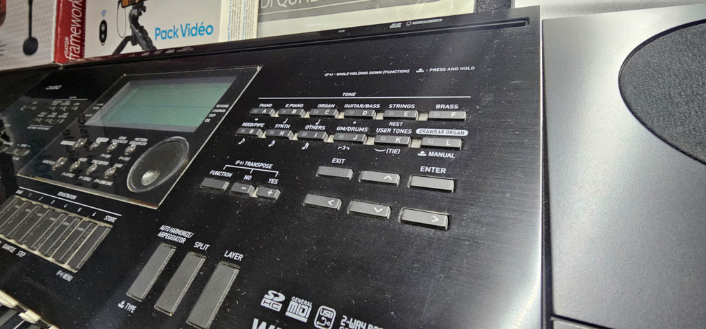 OPPORTUNITY CASIO WK-7600 Arranger Keyboard 76 Touch-Sensitive (Piano-Style) Keys USED STORE
