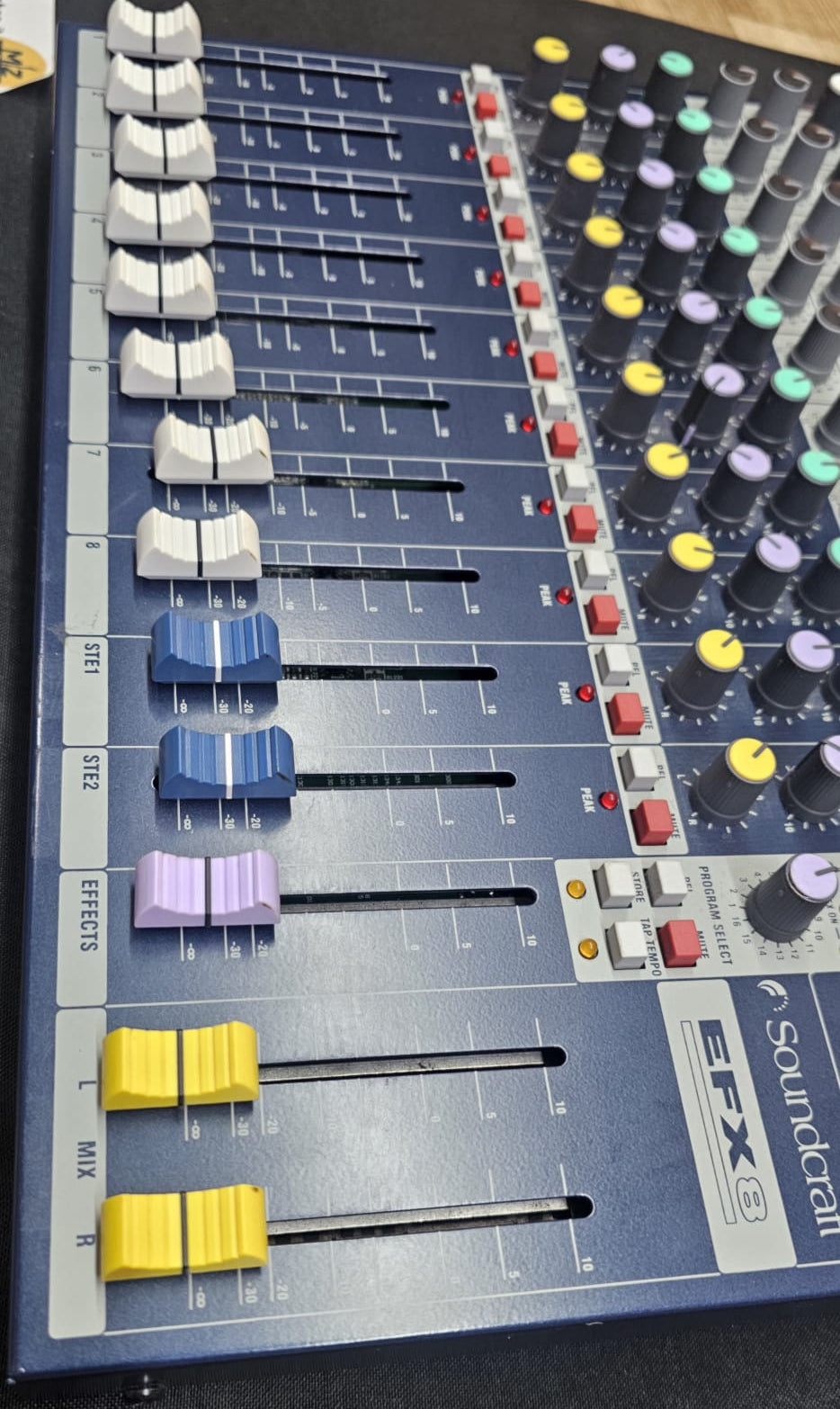 Mixer Soundcraft EFX8 - USATO