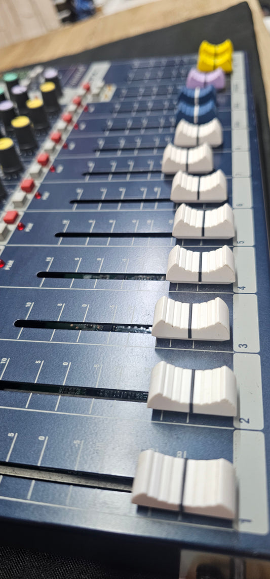 Mixer Soundcraft EFX8 - USATO